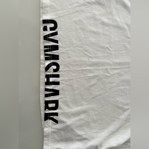 Gymshark Cropped White T-shirt | Size: W Large - Picture 4 of 5